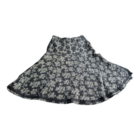 Daisy Two Tone  Black Floral  💯 Wool Knee Length Skirt S - Picture 3 of 16